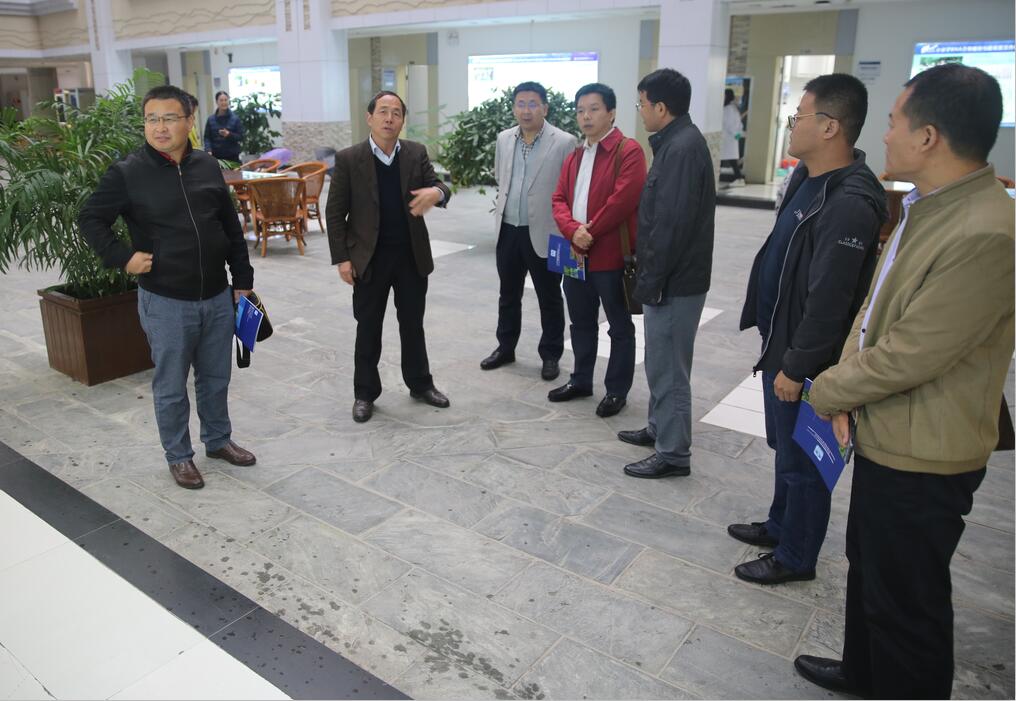 广东省生物工程研究所副所长安玉兴一行来我室交流访问
