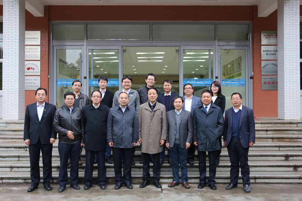 全国人大常委会副委员长武维华院士来我室视察