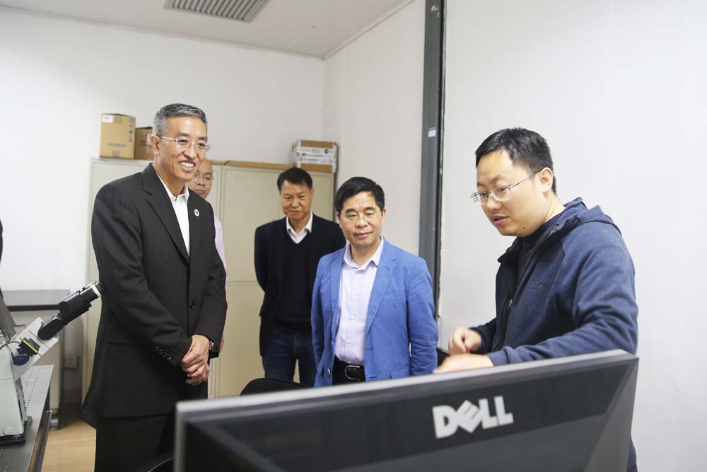 井冈山大学副校长肖宜安一行来我室参观考察